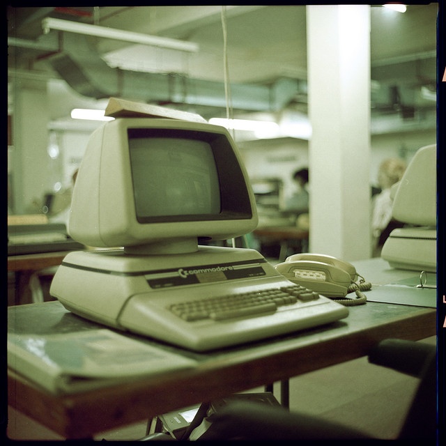 Commodore Office Station